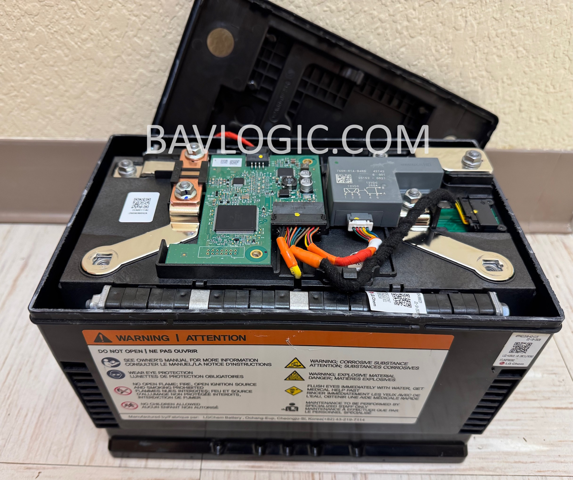 Lamborghini-battery-repair-service-by-Bavlogic